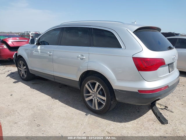 2011 AUDI Q7 WA1LGAFE3BD007483 Photo 2