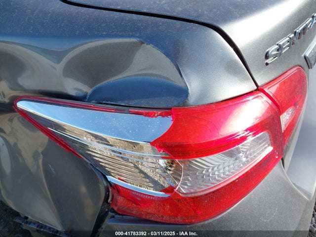 3N1AB7AP4KY358068 Nissan SENTRA SV