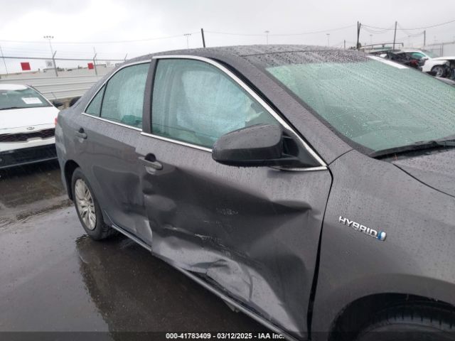 4T1BD1FK9EU115039 Toyota Camry Hybrid Le