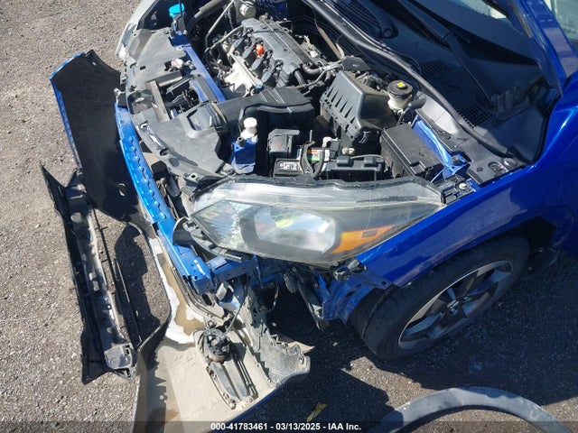 3CZRU6H52JG718462 Honda HR-V EX