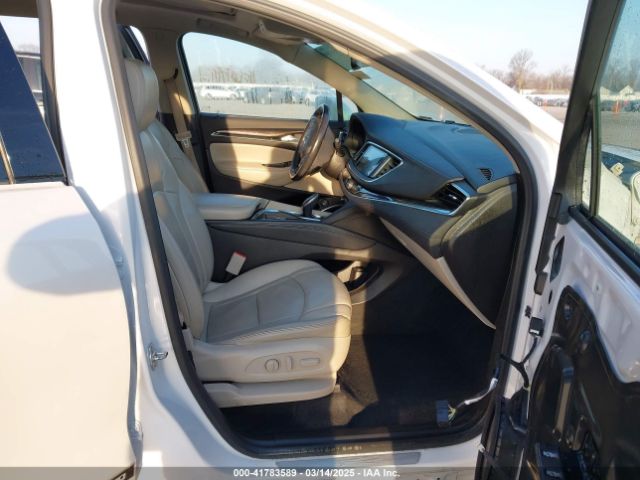 5GAERBKW5JJ159814 Buick Enclave Essence