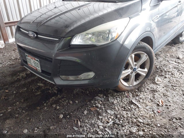 1FMCU9G9XFUA62125 Ford ESCAPE SE