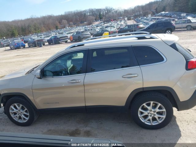 1C4PJMCS4EW278677 Jeep Cherokee Latitude
