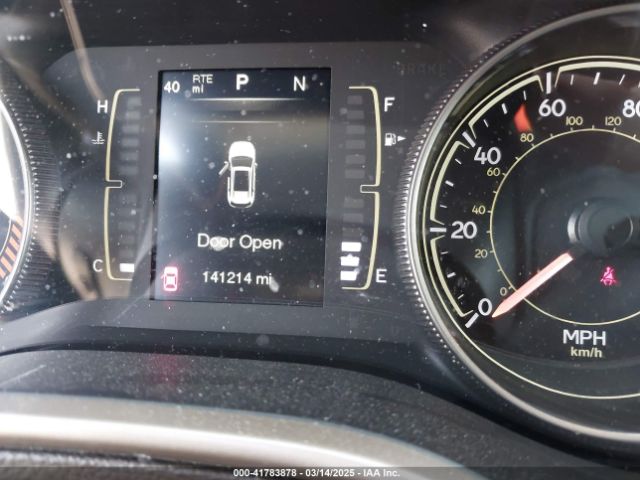 1C4PJMCS4EW278677 Jeep Cherokee Latitude