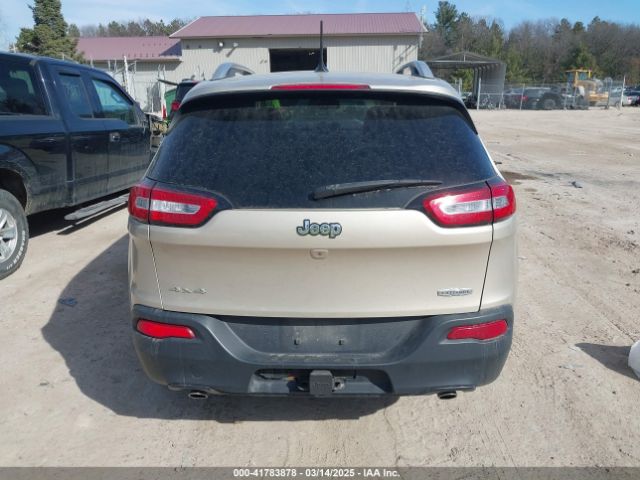 1C4PJMCS4EW278677 Jeep Cherokee Latitude