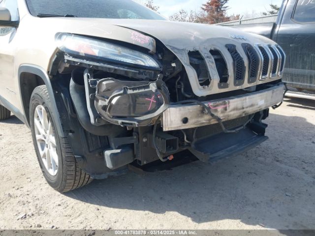 1C4PJMCS4EW278677 Jeep Cherokee Latitude
