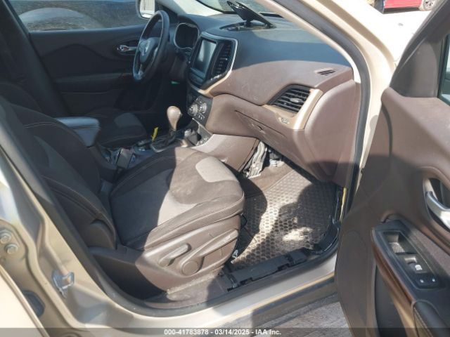 1C4PJMCS4EW278677 Jeep Cherokee Latitude