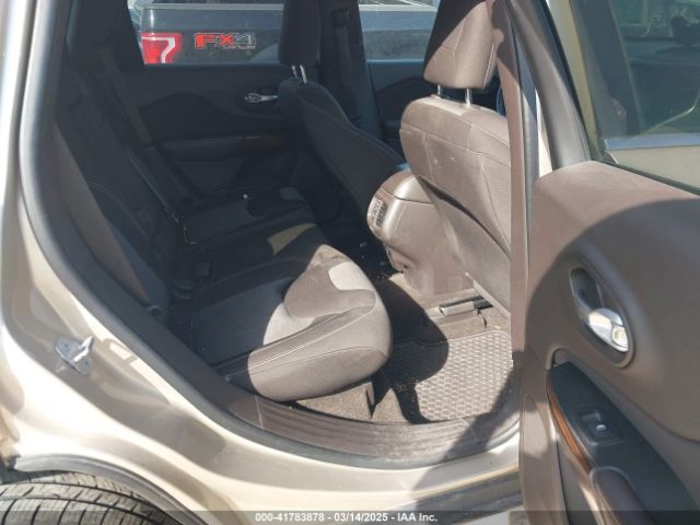 1C4PJMCS4EW278677 Jeep Cherokee Latitude
