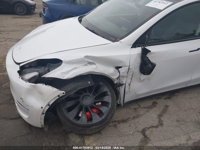 7SAYGDEF0NF400560 Tesla Model Y Performance Dual Motor All-wheel Drive