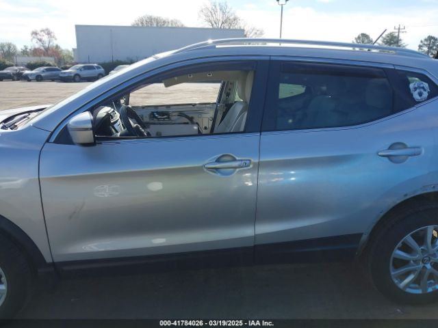 JN1BJ1BV2MW318504 Nissan Rogue Sport Sv Fwd Xtronic Cvt