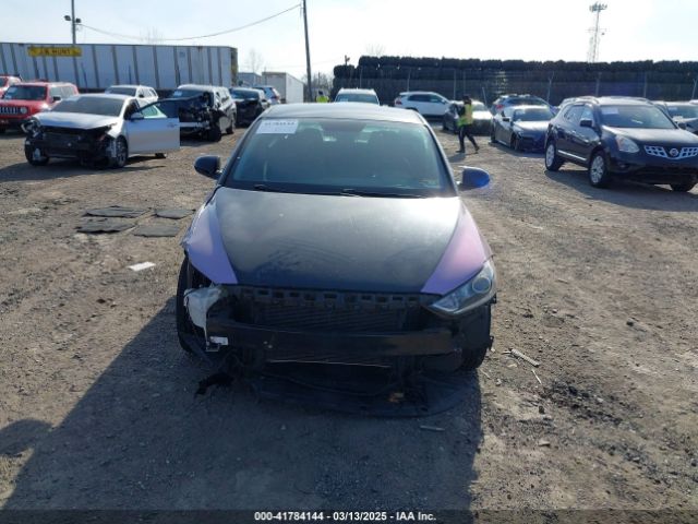 5NPD84LFXHH050047 Hyundai ELANTRA SE