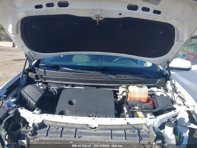 1GNEVGKW5JJ105265 Chevrolet Traverse 1lt