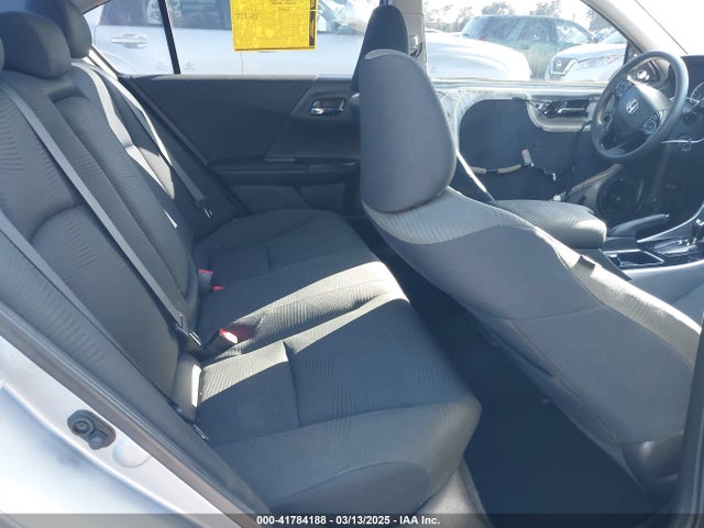 Honda ACCORD LX 2017 1HGCR2F33HA213757 Image 8