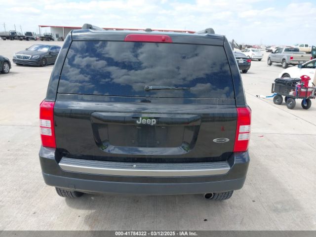 1C4NJPBA4GD642158 Jeep Patriot Sport Se