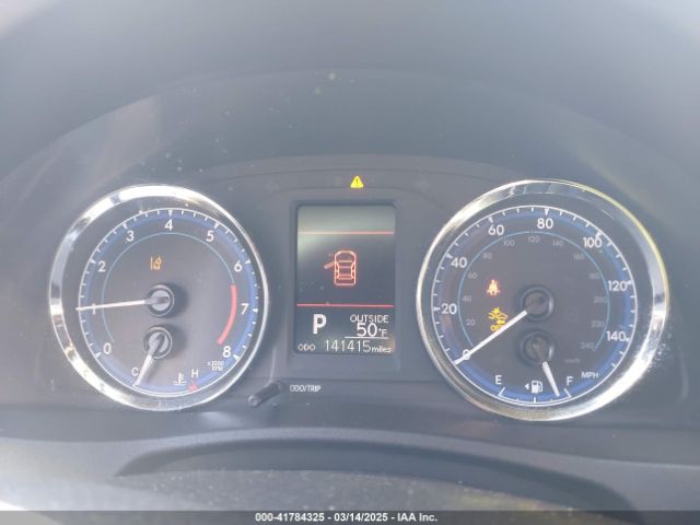 2T1BURHE4JC006084 Toyota COROLLA LE