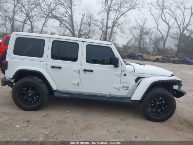 1C4HJXEG3JW161309 Jeep Wrangler Unlimited Sahara 4x4