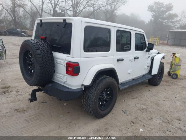 1C4HJXEG3JW161309 Jeep Wrangler Unlimited Sahara 4x4