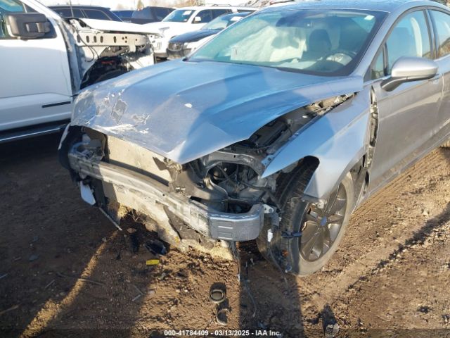 3FA6P0HD6LR222565 Ford FUSION SE