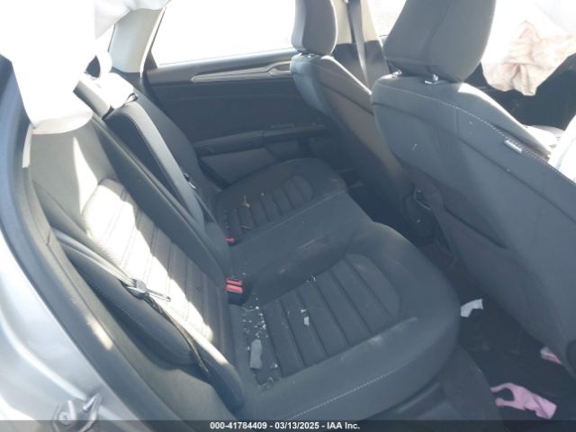 3FA6P0HD6LR222565 Ford FUSION SE