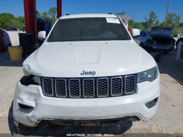 1C4RJEAG6JC270735 Jeep Grand Cherokee Laredo E 4x2