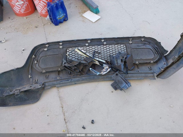 1C4RJEAG6JC270735 Jeep Grand Cherokee Laredo E 4x2