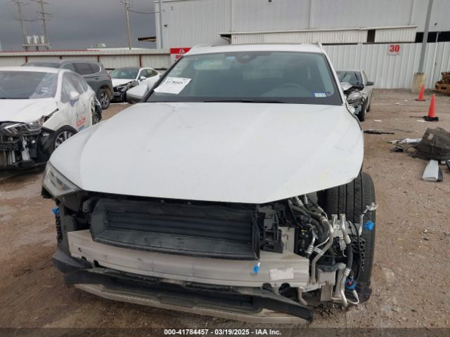 WA1LAAGE6NB033284 Audi E-tron Premium Plus Quattro