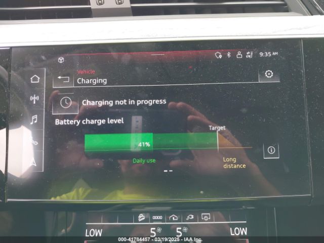 WA1LAAGE6NB033284 Audi E-tron Premium Plus Quattro