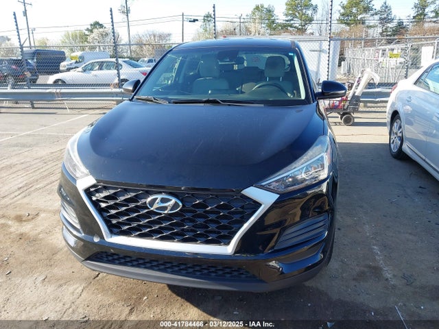KM8J23A44KU863912 Hyundai TUCSON SE