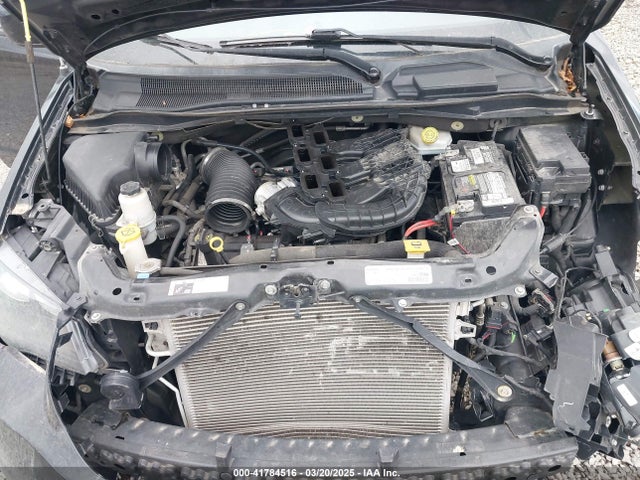 2C4RDGCG5JR156118 Dodge Grand Caravan Sxt
