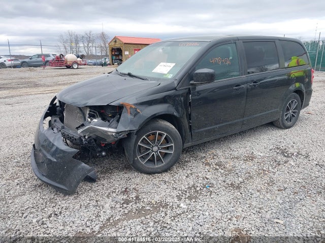 2C4RDGCG5JR156118 Dodge Grand Caravan Sxt