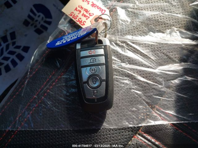 1FMJU2AT4KEA86525 Ford Expedition Limited