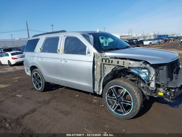 1FMJU2AT4KEA86525 Ford Expedition Limited