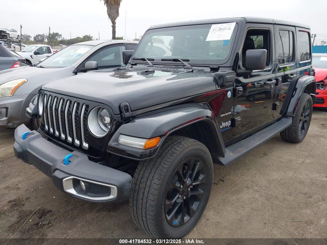 1C4JJXP6XPW556327 Jeep Wrangler 4xe Sahara 4x4
