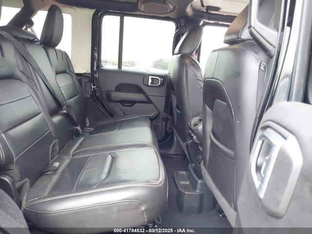 1C4JJXP6XPW556327 Jeep Wrangler 4xe Sahara 4x4