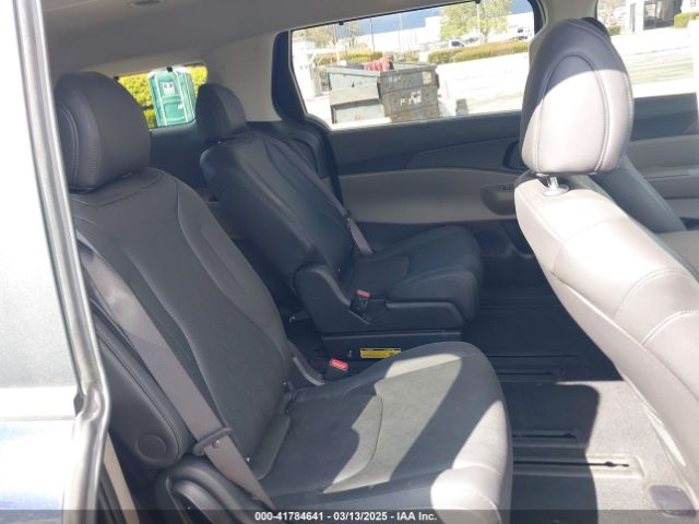 KNDNC5KA1S6032701 KIA Carnival Mpv Hybrid Ex