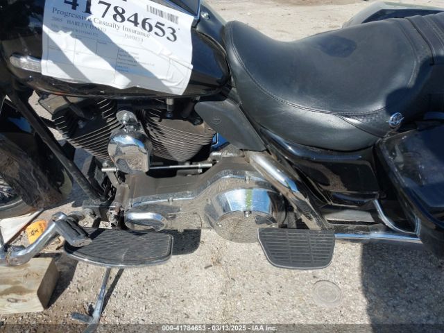 2005 HARLEY-DAVIDSON FLHTCUI 1HD1FCW155Y641172 Photo 8