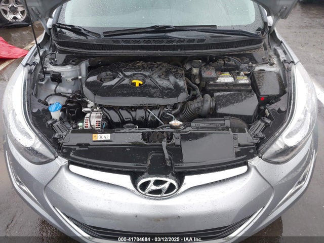 5NPDH4AE7FH616818 Hyundai ELANTRA SE