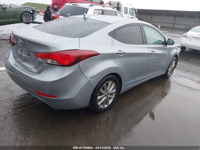 5NPDH4AE7FH616818 Hyundai ELANTRA SE