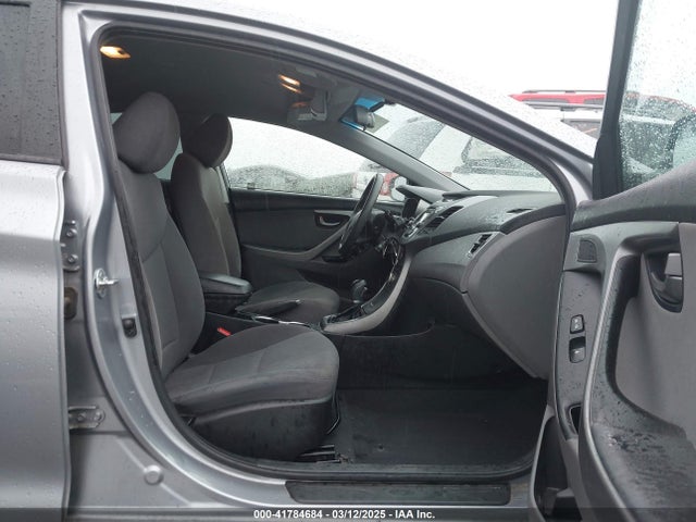 5NPDH4AE7FH616818 Hyundai ELANTRA SE