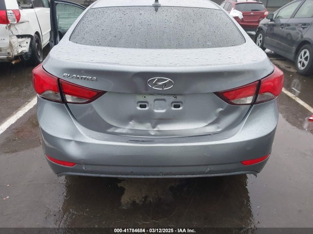 5NPDH4AE7FH616818 Hyundai ELANTRA SE