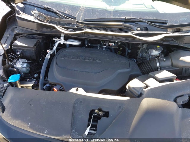 5FNRL6H75RB070899 Honda Odyssey Sport
