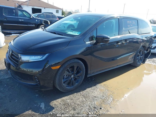 5FNRL6H75RB070899 Honda Odyssey Sport