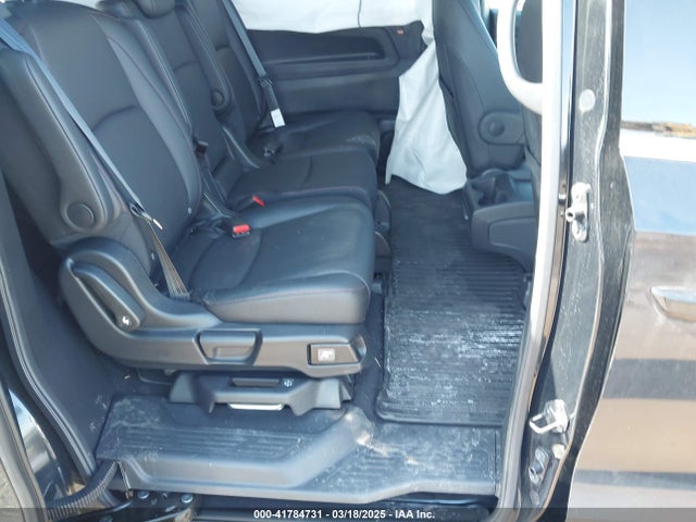 5FNRL6H75RB070899 Honda Odyssey Sport