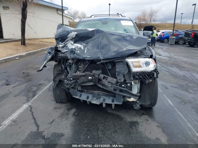 1C4RDJAG8JC112316 Dodge Durango Sxt Awd