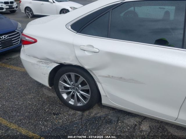 4T1BD1FK9HU218627 Toyota Camry Hybrid Xle