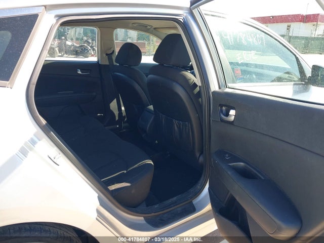 5XXGT4L37GG084538 KIA Optima Lx