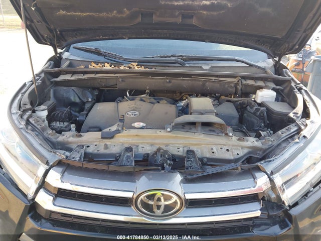5TDDZRFH7KS999886 Toyota Highlander Limited