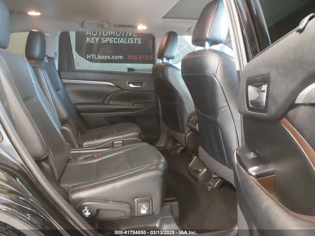5TDDZRFH7KS999886 Toyota Highlander Limited