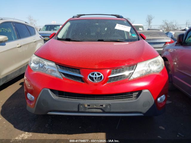 JTMRFREV3FD150071 Toyota Rav4 Xle