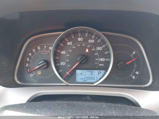 JTMRFREV3FD150071 Toyota Rav4 Xle